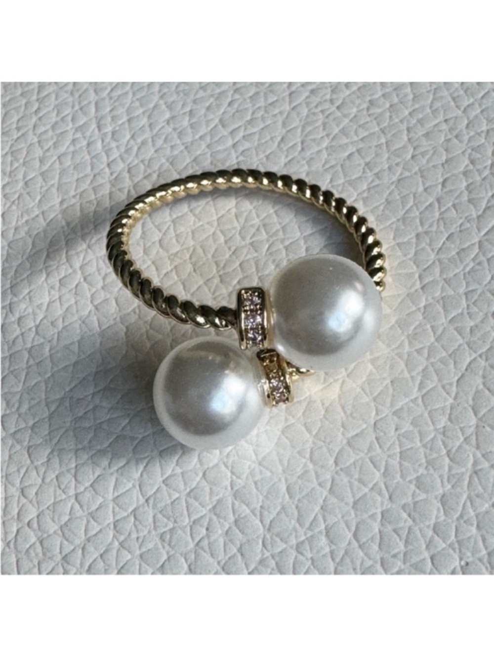 Gold tone Pearl Double-Accent Ring - New - Picture 5 of 8